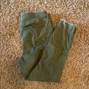 Old Navy Olive Rockstar Raw hem jeans 16